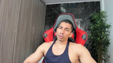Adan Sin online show from March 2, 5:31 pm