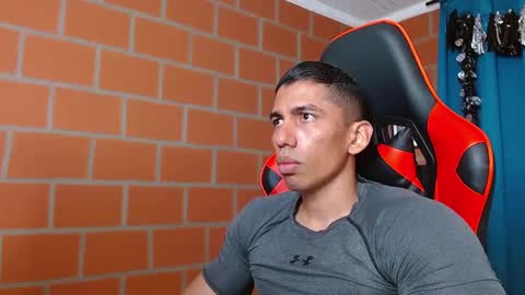 Adan Sin online show from December 28, 3:48 pm