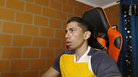 Adan Sin online show from February 27, 2:54 pm