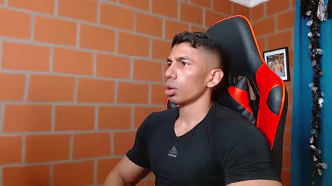 Adan Sin online show from December 20, 7:07 pm