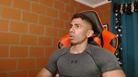 Adan Sin online show from January 5, 8:21 pm