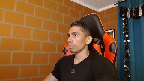 Adan Sin online show from January 16, 3:35 pm