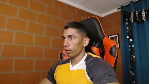 Adan Sin online show from January 30, 2:58 pm