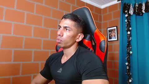 Adan Sin online show from December 13, 8:37 pm