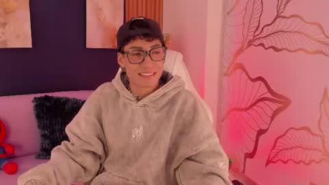 Adan  online show from June 27, 12:22 pm