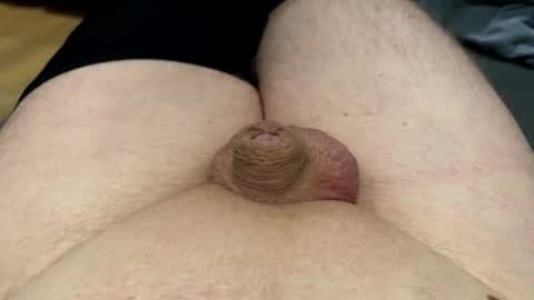 Snapshot of admireyourboobies chatting on October 28, 5:54 am Old Curious Man online show from October 28, 5:54 am