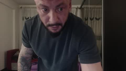 adonis_dionysos online show from November 17, 11:19 pm