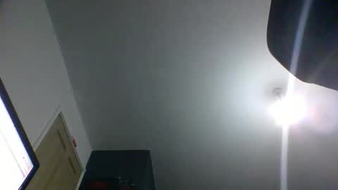 adz170578 online show from December 6, 10:19 pm