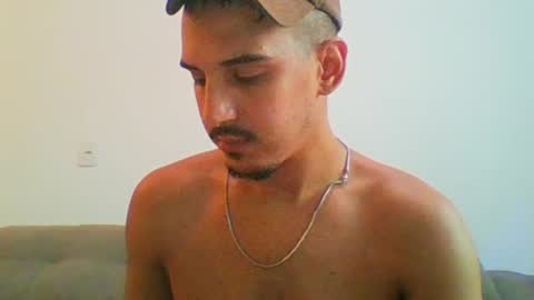 Snapshot of aelucius chatting on January 20, 9:43 pm Luci online show from January 20, 9:43 pm