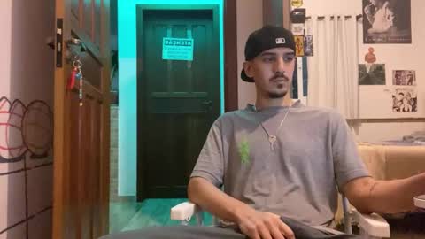 Snapshot of aelucius chatting on September 16, 1:39 am Luci online show from September 16, 1:39 am