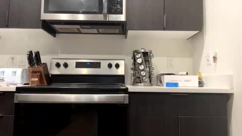 afeelyavag online show from September 20, 1:05 am