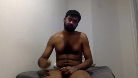 aggaggs online show from November 2, 8:07 am