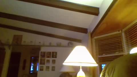 aguynrkfrd online show from January 12, 10:12 am