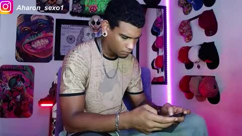 Snapshot of aharon_sexo1 chatting on January 5, 9:25 pm Aharon  Zamora online show from January 5, 9:25 pm