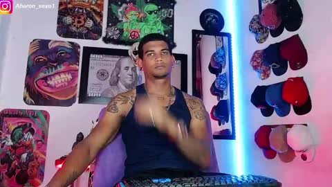 Snapshot of aharon_sexo1 chatting on December 30, 1:26 am Aharon  Zamora online show from December 30, 1:26 am