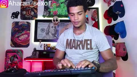 Snapshot of aharon_sexo1 chatting on February 13, 6:05 pm Aharon  Zamora online show from February 13, 6:05 pm