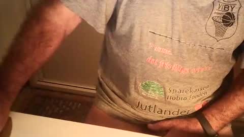 Snapshot of ahmole chatting on October 23, 4:49 am Ole online show from October 23, 4:49 am