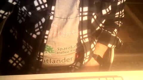 Snapshot of ahmole chatting on January 12, 10:01 pm Ole online show from January 12, 10:01 pm