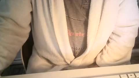 Snapshot of ahmole chatting on February 2, 11:19 am Ole online show from February 2, 11:19 am