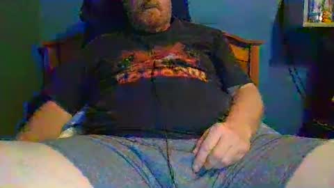 hrnycummer online show from December 7, 9:06 am