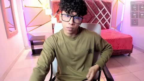 Snapshot of akazaboy chatting on January 25, 4:13 am akazaboy online show from January 25, 4:13 am