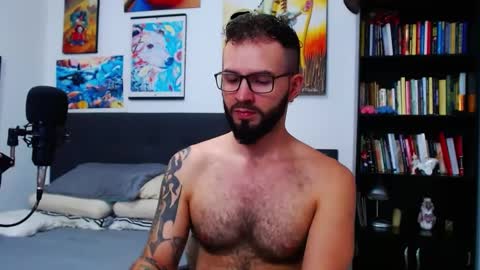 akiles online show from October 6, 10:47 pm