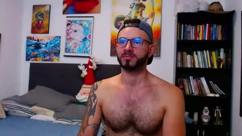 akiles online show from December 4, 12:08 am