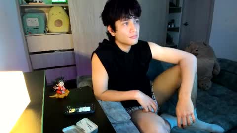 akirokat online show from June 15, 11:30 pm