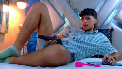 alan del reyy online show from March 2, 7:26 am