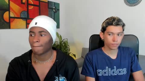 Snapshot of alan_scot chatting on March 8, 9:18 pm Alan and Criss - WE JUST FRIENDS WITH BENEFITS BOTH VERS online show from March 8, 9:18 pm