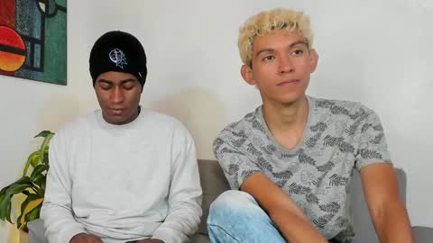 Snapshot of alan_scot chatting on December 10, 2:57 am Alan and Criss - WE JUST FRIENDS WITH BENEFITS BOTH VERS online show from December 10, 2:57 am