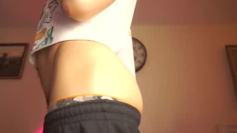 idenavarre online show from January 29, 10:11 pm