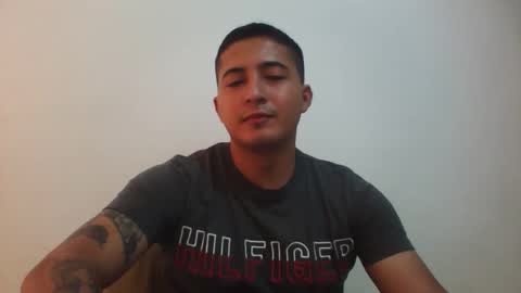 alanj998 online show from May 25, 3:07 pm