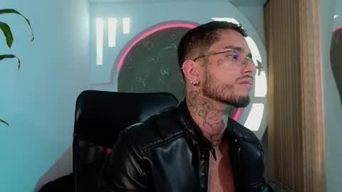 alan online show from January 10, 1:37 pm