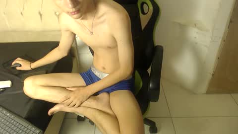 alantrickz365 online show from September 22, 8:14 am