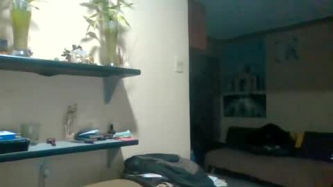 albert19891 online show from June 21, 7:36 am