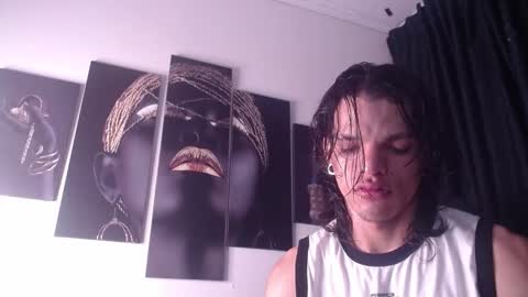 Snapshot of albertbernal69 chatting on October 25, 3:08 am Albert online show from October 25, 3:08 am