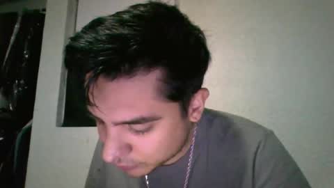 albertoarenas16 online show from May 22, 4:39 am