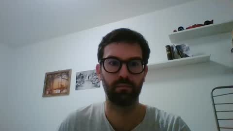 Snapshot of albertodivenire chatting on January 9, 10:09 am albertodivenire online show from January 9, 10:09 am