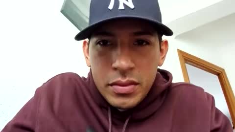 Snapshot of albertojosegonzalezlago chatting on November 1, 12:09 pm albertojosegonzalezlago online show from November 1, 12:09 pm