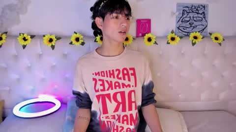 ale_aurarashi online show from February 6, 2:52 am