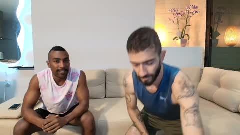 Alejandro Hernndez online show from February 25, 3:09 am