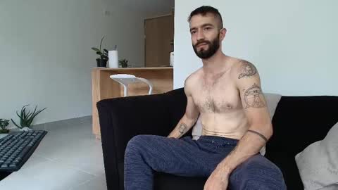 Alejandro Hernndez online show from March 9, 7:37 pm