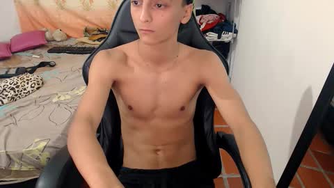 alejandro_cutee online show from November 11, 6:40 am