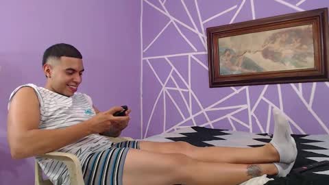 alejandrocock online show from October 2, 12:14 am