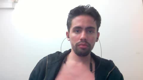 alejo_shy online show from January 17, 5:32 am