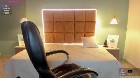 ALejoo Saenz online show from November 20, 2:44 am