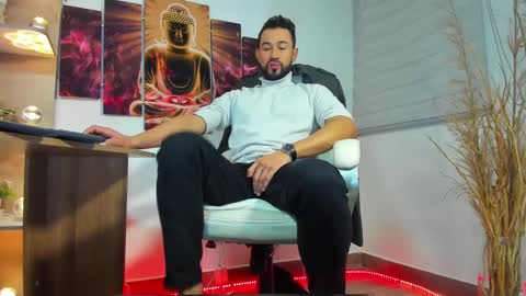 ALESSANDRO  WYE online show from February 17, 7:58 am