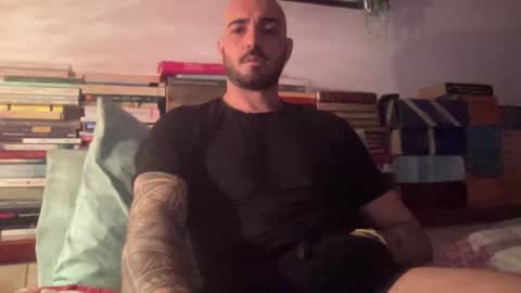 alessandromori91 online show from April 18, 10:53 pm