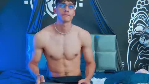 Alessio online show from January 10, 5:50 pm